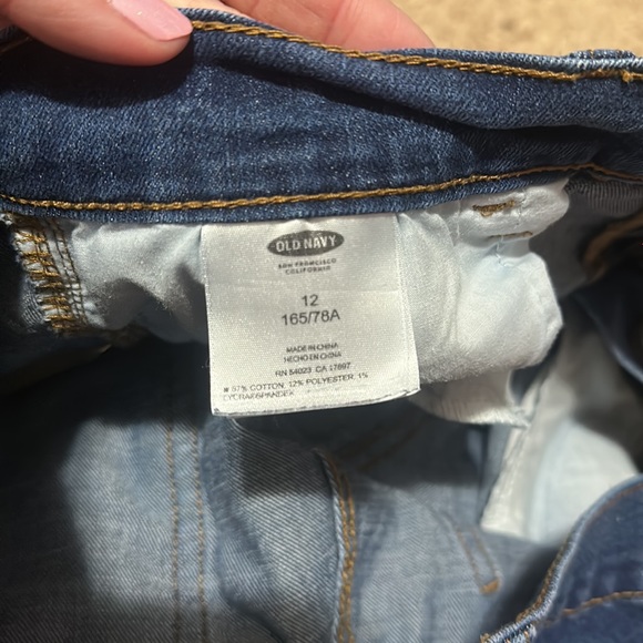 Old Navy Jean Shorts - Picture 3 of 3